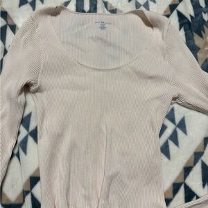 Brandy melville Cream Ribbed Long Sleeve – Scoop Neck – Lettuce Edge Hem